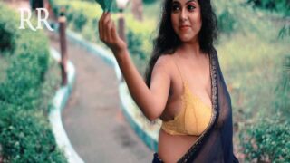 Nature Love Roohi Blue Saari RR Hot Photoshoot Video
